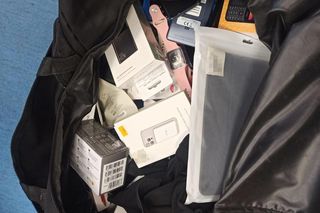  Zuchwały napad w Płońsku. Staranowali samochodem drzwi i ukradli elektronikę za 180 tys. zł!