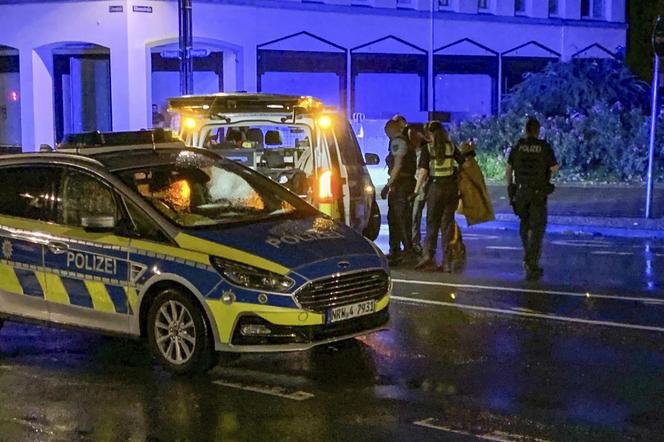 Sprawca zamachu w Niemczech zatrzymany! Nożownik z Niemiec krzyczal jedno zdanie