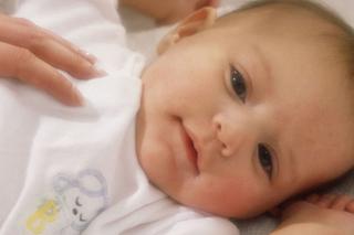Przepuklina -  objawy przepukliny u dziecka, kiedy operacja 