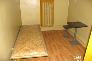 Zabytkowy areszt w Olsztynie wystawiony na sprzedaż. Cena może zaskoczyć 