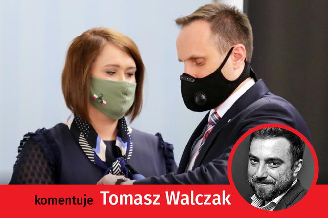 Opinie Se.pl - Walczak - wspólne zdjęcie posłów PiS Anny Marii Siarkowskiej i Janusz Kowalskiego