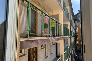 Blok w Ząbkach po pożarze