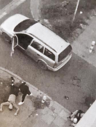 Nie dał pieniędzy, obcięli mu ucho. Brutalny napad na ulicy. I zaskakująca odsiecz…