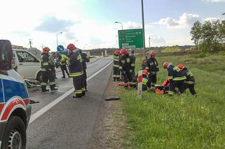 Wypadek w Pawłówku. Trzy osoby trafiły do szpitala! [ZDJĘCIA]