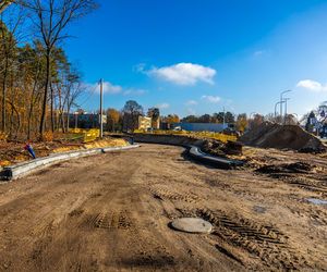 Budowa tunelu pod torami przy PKP Warszawa Wesoła