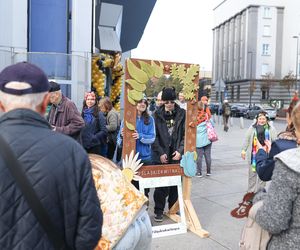 Ulicami Katowic przeszedł I Marsz Śląskiej Przyrody. Wydarzenie, jakiego jeszcze nie było