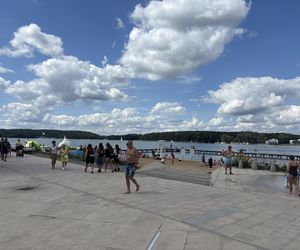 Wakacyjny patrol Eska Summer City na olsztyńskiej Plaży Miejskiej