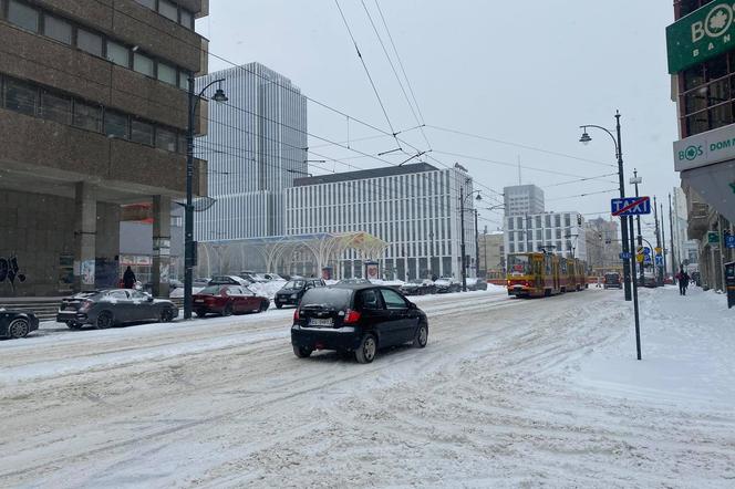 Łódzkie. NADCHODZI ŚNIEŻYCA! Ostrzeżenie dla całego regionu 26.11.2021