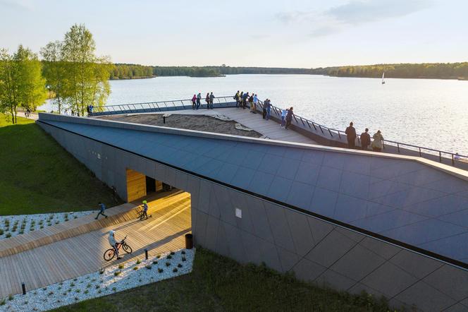 Przystań kajakowa nad jeziorem Paprocany oraz nabrzeże