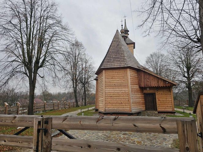 Zabytkowy kościół w Soninie