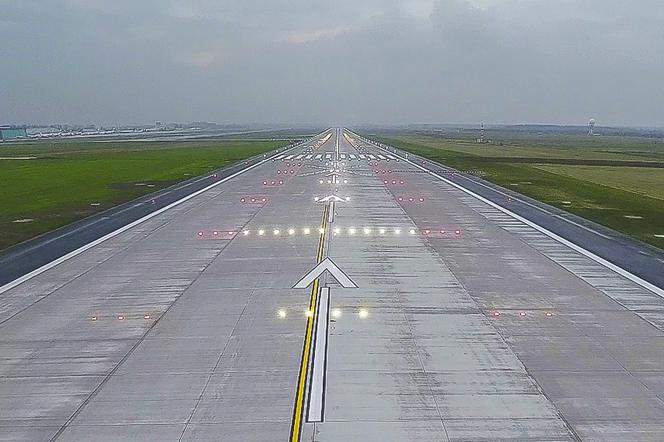 Lotnisko Pyrzowice: Nowa droga startowa już otwarta [AUDIO, WIDEO]