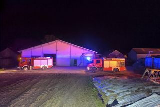 Pożar na polu. Spłonęło 1000 balotów słomy