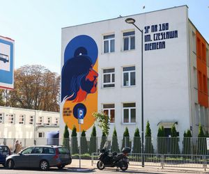 Nowy mural Czesława Niemena na murach Szkoły Podstawowej nr 168 na Saskiej Kępie