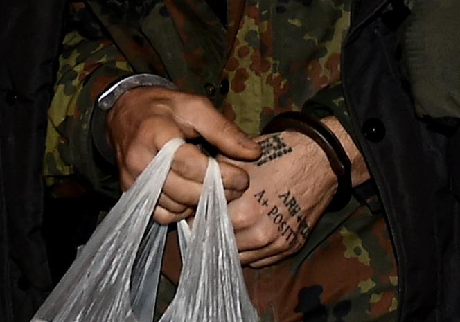 kolekcjonował kości skradzione z cmentarza