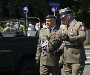 Warszawa. Defilada z okazji Święta Wojska Polskiego