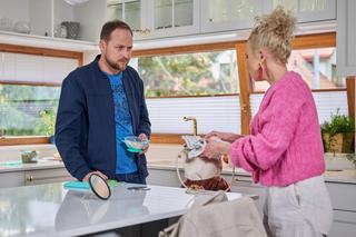 Na Wspólnej odc. 3779: Paweł (Grzegorz Kwiecień), Beata (Katarzyna Ptasińska)