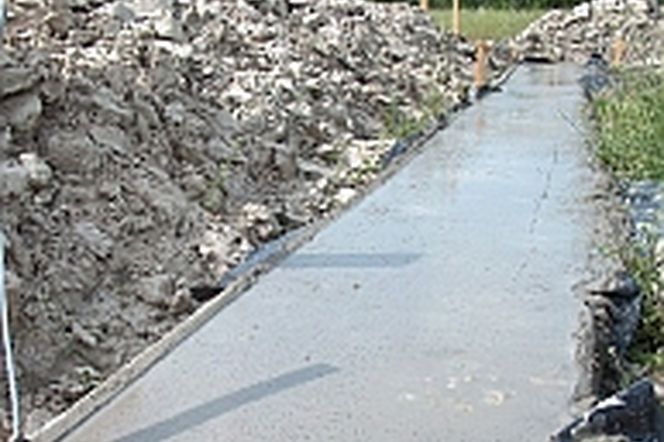Oparcie na stopach i ławach