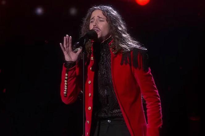 screen z filmu Michał Szpak - Color Of Your Life (Poland) Live at Semi-Final 2 Eurovision Song Contest