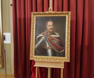 ​W Muzeum Okręgowym w Lesznie uroczyście odsłonięto portret króla Stanisława Leszczyńskiego