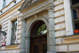 Liceum z Krakowa najlepsze w Polsce w najnowszym rankingu. Ukończyli je Adam Nawałka i Robert Makłowicz 