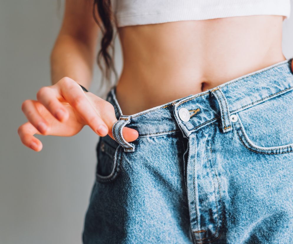 Marzysz o talii osy? Te ćwiczenia pomogą ci osiągnąć cel 