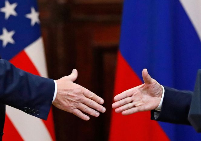 Przygotowania do spotkania Putin-Trump w bazie sił powietrznych USA na Alasce