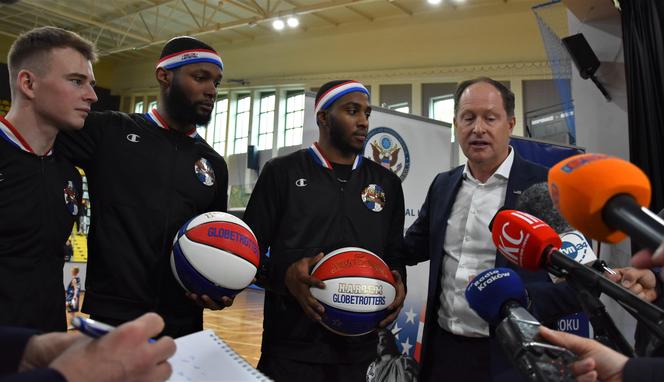 Koszykarze Harlem Globetrotters w Tarnowie