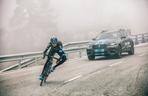 Jaguar F-Pace na Tour de France