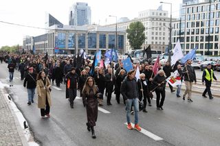   Razem przeciw przemocy. Medycy protestują w Warszawie