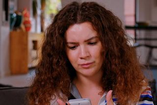 Miłość i nadzieja, odcinek 263: Melis pozna prawdę o swojej rodzinie. Wpadnie w szał!