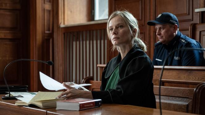 Podwójne morderstwo, wielkie pieniądze i szansa na zemstę. Mecenas Chyłka powraca!