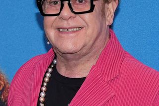 Elton John ma już 77 lat. Jak aktualnie wygląda?