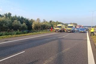 Śmiertelny wypadek na S8 pod Wrocławiem. Dwóch pasażerów volvo zginęło w zderzeniu z fordem [ZDJĘCIA]