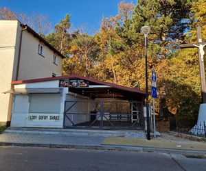 Niewiarygodne, jak wygląda po sezonie ten hit wakacji. Prawdziwe miasto widmo