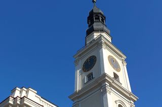 Na ratuszu w Lesznie czas stanął. Zegar przejdzie naprawę [ZDJĘCIA/FILM]