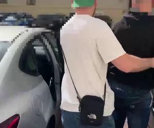 Kolejny „hydraulik” grasował w Warszawie. Pomagał seniorom, a potem ich okradał