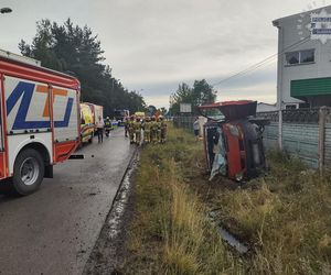 Wypadek busa w Krzepicach. 6 osób poszkodowanych