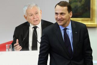 Kaczyński ostro zadrwił z Sikorskiego. Mówi o ekstrawagancji i slipkach!