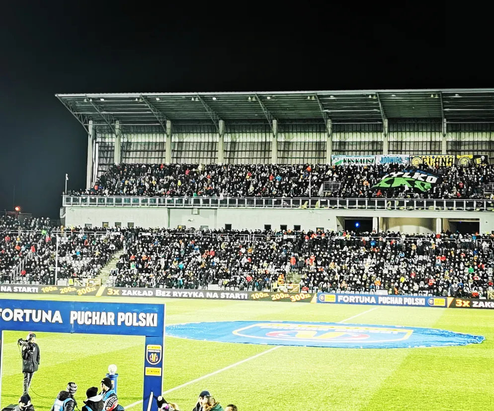 KKS Kalisz walczył do ostatniego gwizdka, ale to Legia Warszawa melduje się w finale  Pucharu Polski 
