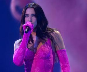 Dua Lipa udaje, że nie wydała nowej płyty? Setlista Radical Optimism Tour zaskoczeniem dla fanów