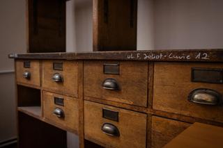 Pałac rodem z Hogwartu we Wrocławiu. Zobacz, jak wyglądają wnętrza gmachu dawnej Biblioteki Uniwersyteckiej [ZDJĘCIA]