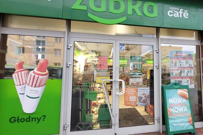 Żabka w Wielkanoc 2026. Sprawdzamy godziny otwarcia