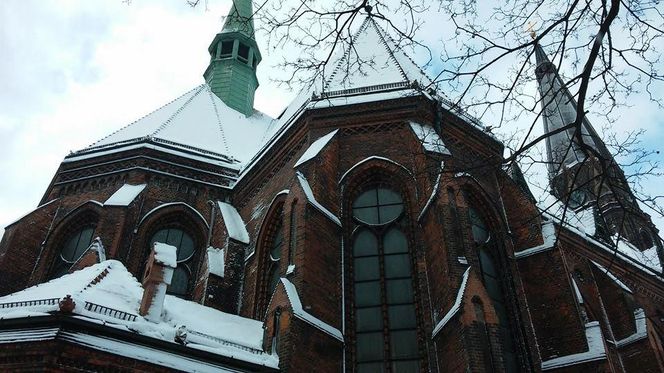 1. Rzymskokatolicka Parafia pw. Świętych Apostołów Piotra i Pawła w Katowicach