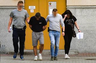 Boso przez świat! „Bonnie i Clyde” z Olsztyna uciekali przed sprawiedliwością