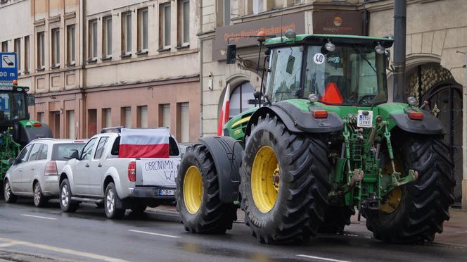 Strajk rolników w Bydgoszczy [ZDJĘIA]