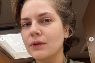 Polowanie na ćmy na planie. Hela Brzozowska (Melania Grzesiewicz)