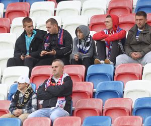 Górnik Zabrze zmierzył się z Zagłębiem Lubin. Kibice rozgrzewali piłkarzy z trybun