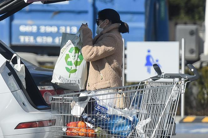 Wielkie zakupy samotnej matki- Kasia Cichopek