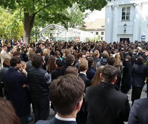 Upamiętnienie brutalnie zaatakowanej pracowniczki UW (8.05.2025)