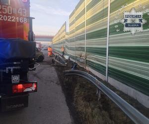 Wypadek na na autostradzie A1. 21-letni kierowca BMW skasowało bariery energochłonne. Jest w szpitalu